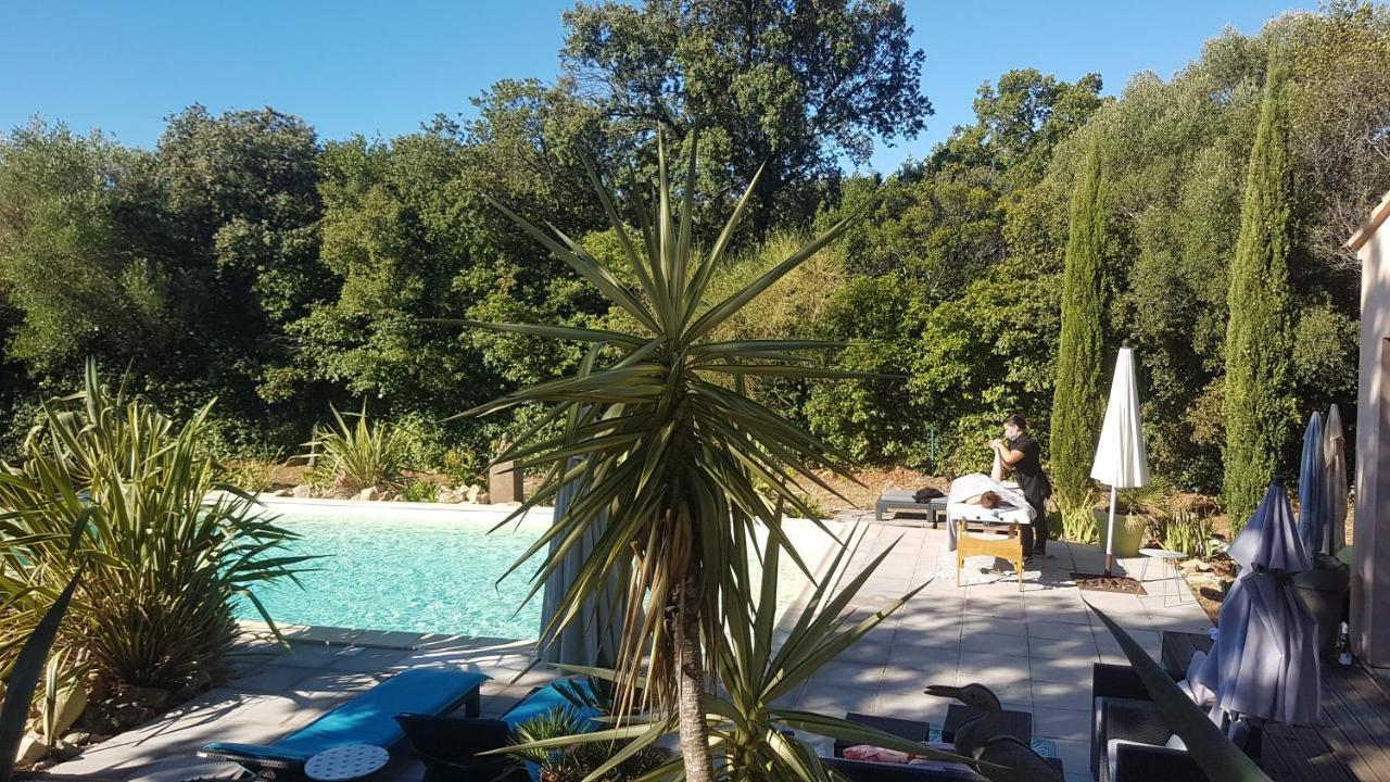 Bastide Cigaline Villa เลอโบสเซต์ ภายนอก รูปภาพ